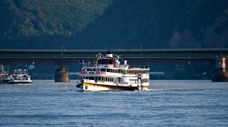 IMGP0080_Goethe_Südbrücke_FT.jpg